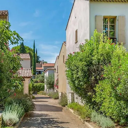 1 Bedroom In Saint-laurent-de-la-ca Holiday home *